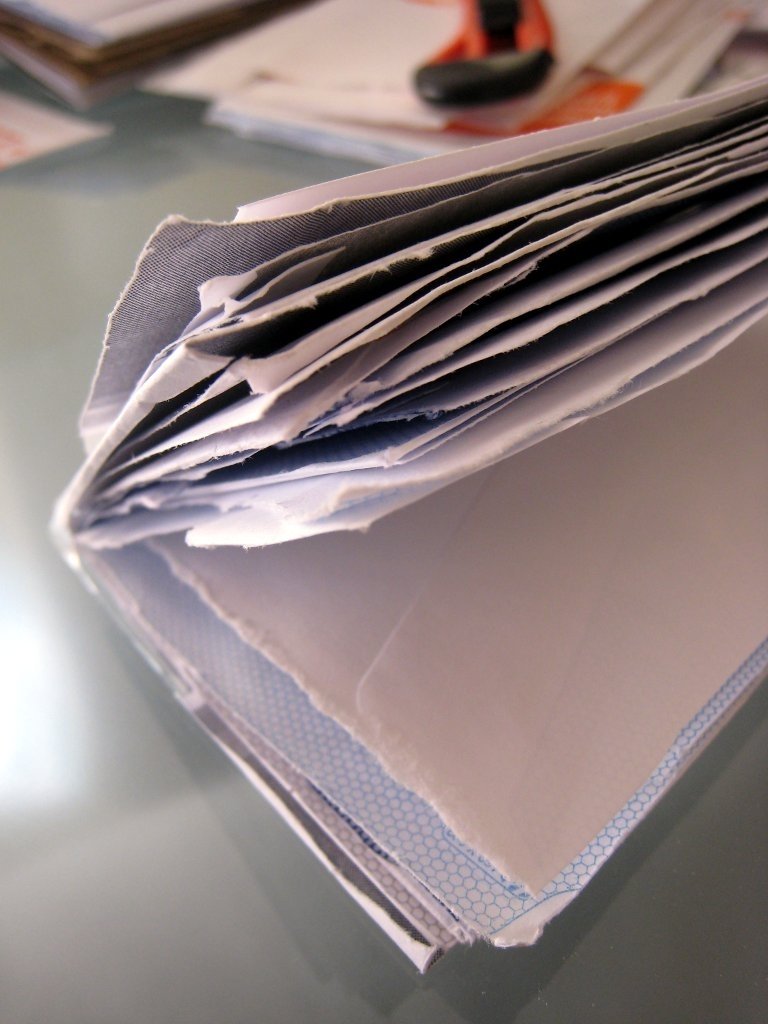 Repurposed envelopes | Projects | 5013.es